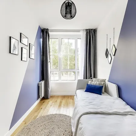 Very Nice, Spacious And Bright * Paříž